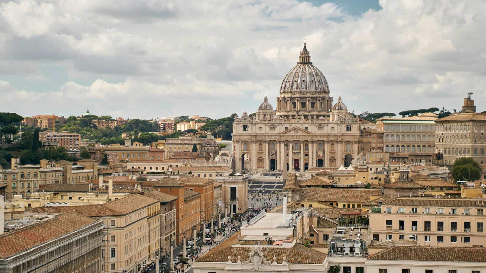 La basilica di San Pietro al Vaticano